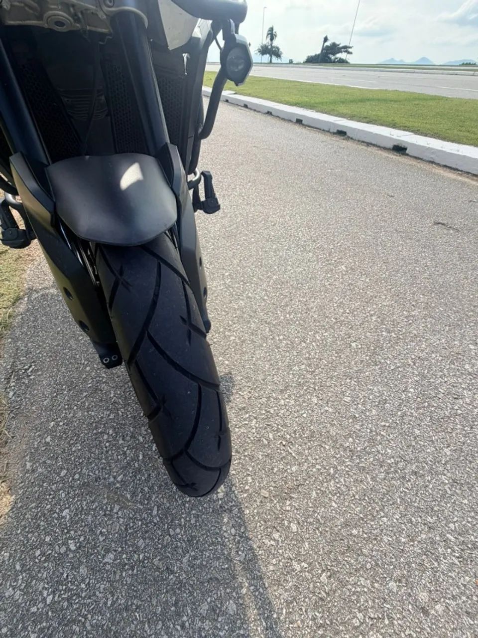 Tiger 900  Branca  - Foto 2