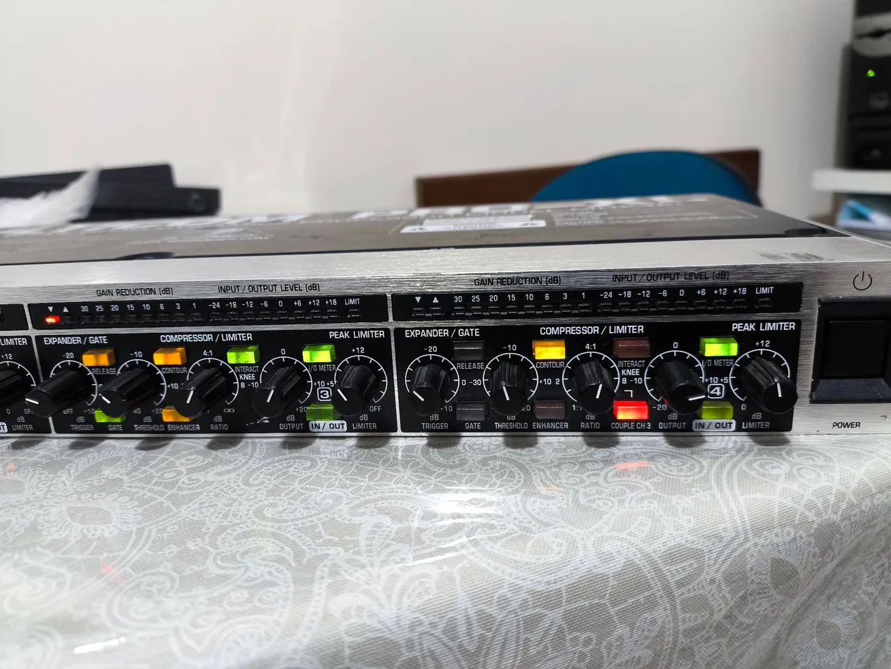 Compressore Behringer MDX 4600 - Foto 5