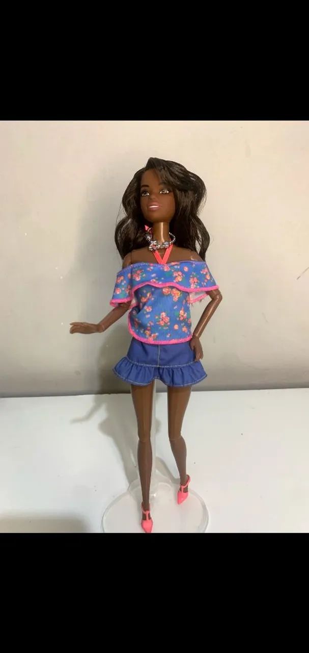 Boneca Barbie negra