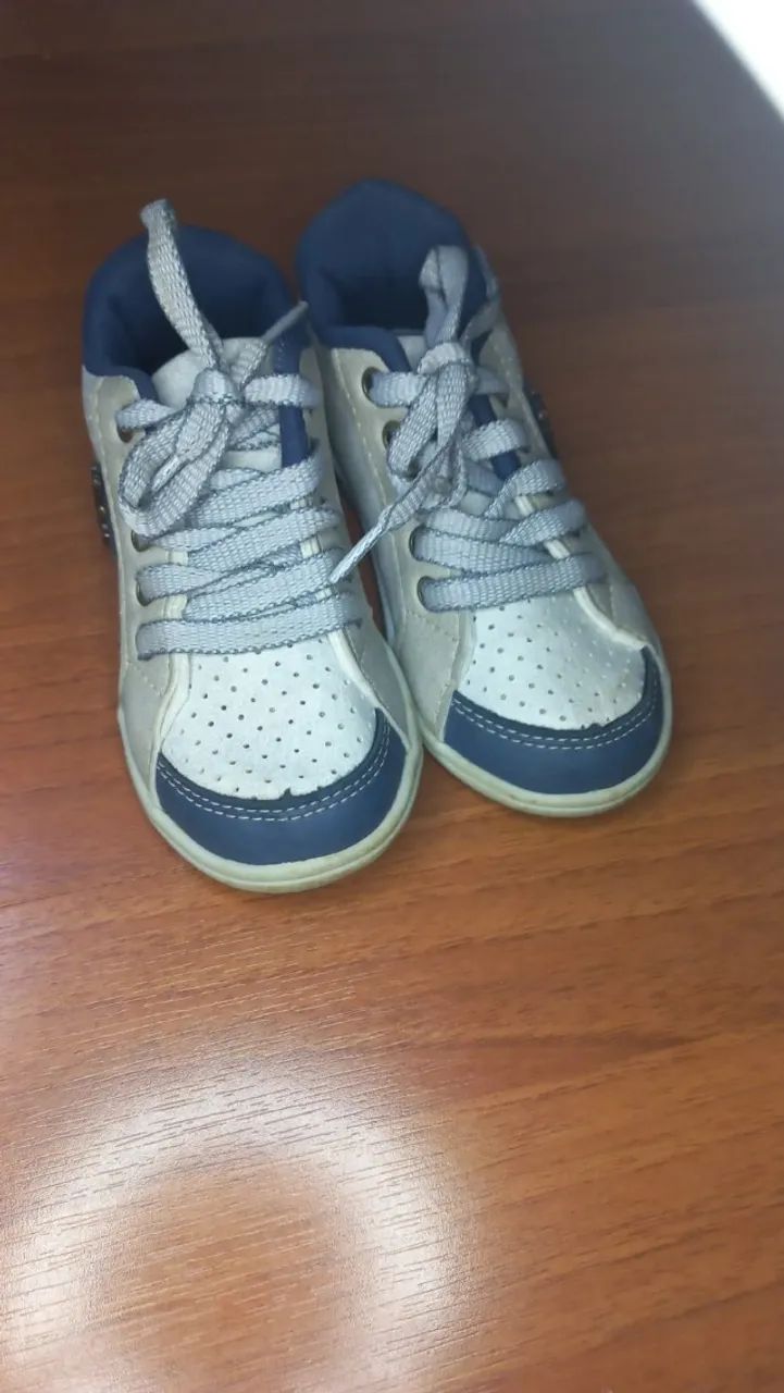 Tenis bebê cinza - Foto 3