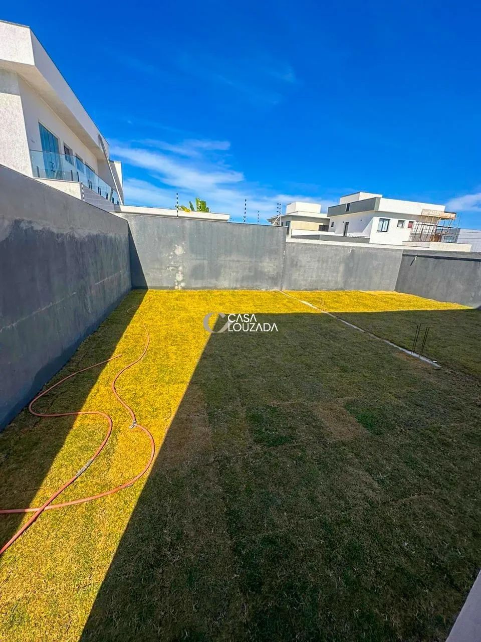 Casa Geminada Duplex com 03 quartos com 01 suíte em Morada Do Sol. - Foto 4