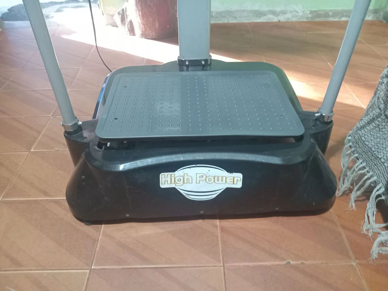 PLATAFORMA VIBRATÓRIA VIBRO DUO DA TARGET.  - Foto 3