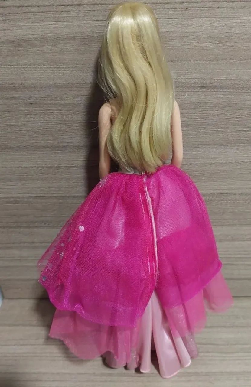 Barbie Mattel Moda e Magia - Foto 3