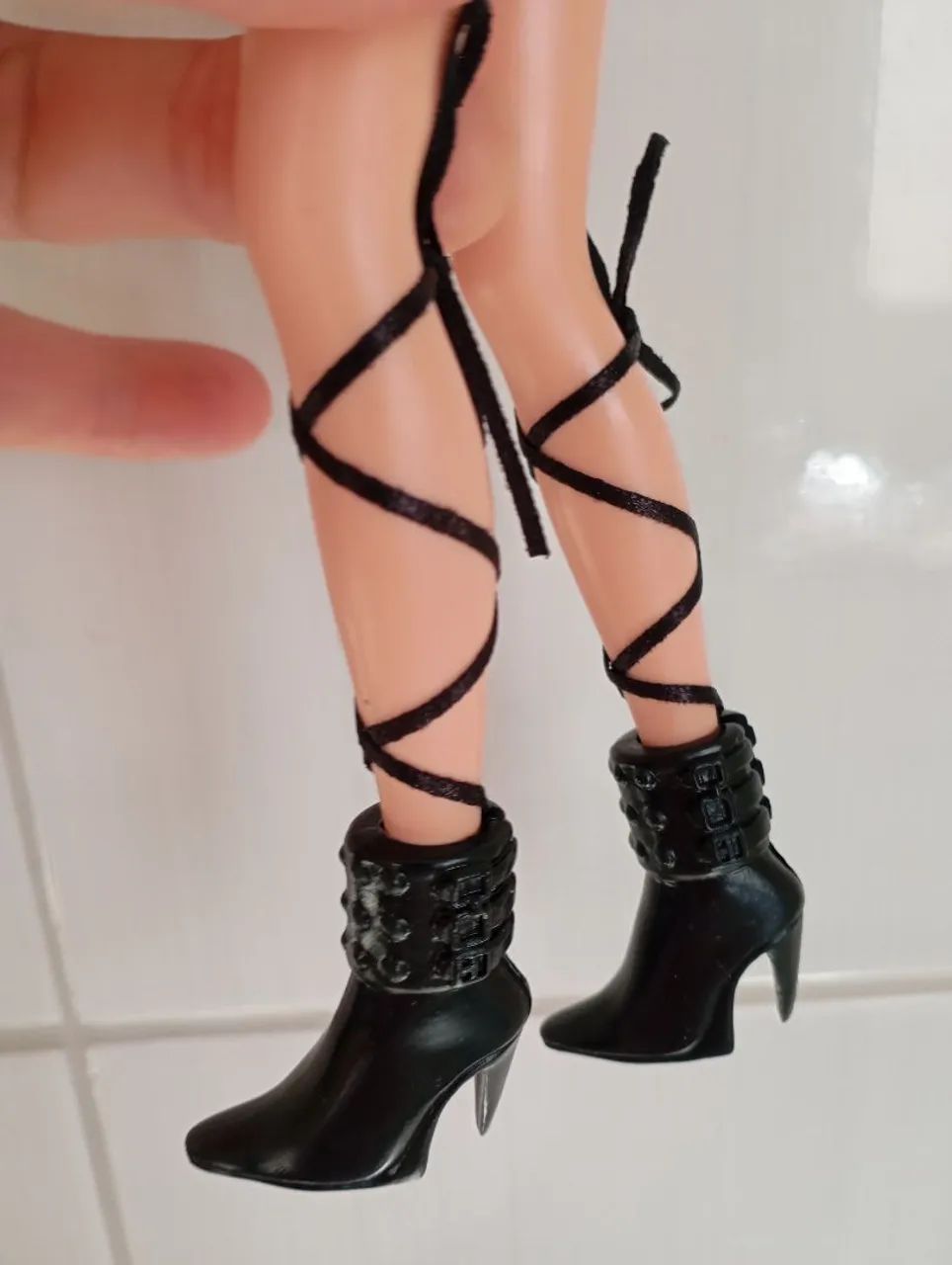 Boneca Barbie  bruxa mattel - Foto 4