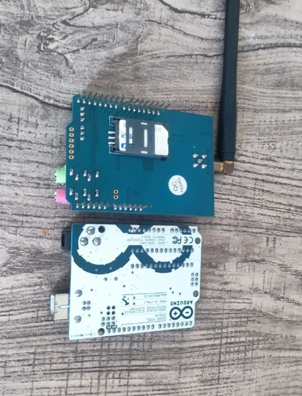 Kit Arduino Uno R3 + Shield GSM GPRS SIM900 + Protoboard e Cabos - Foto 2
