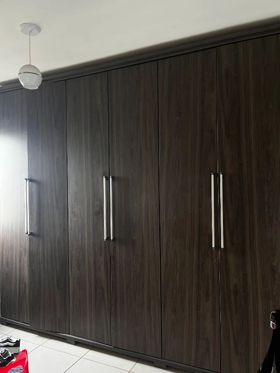 Guarda-roupa 6 portas 