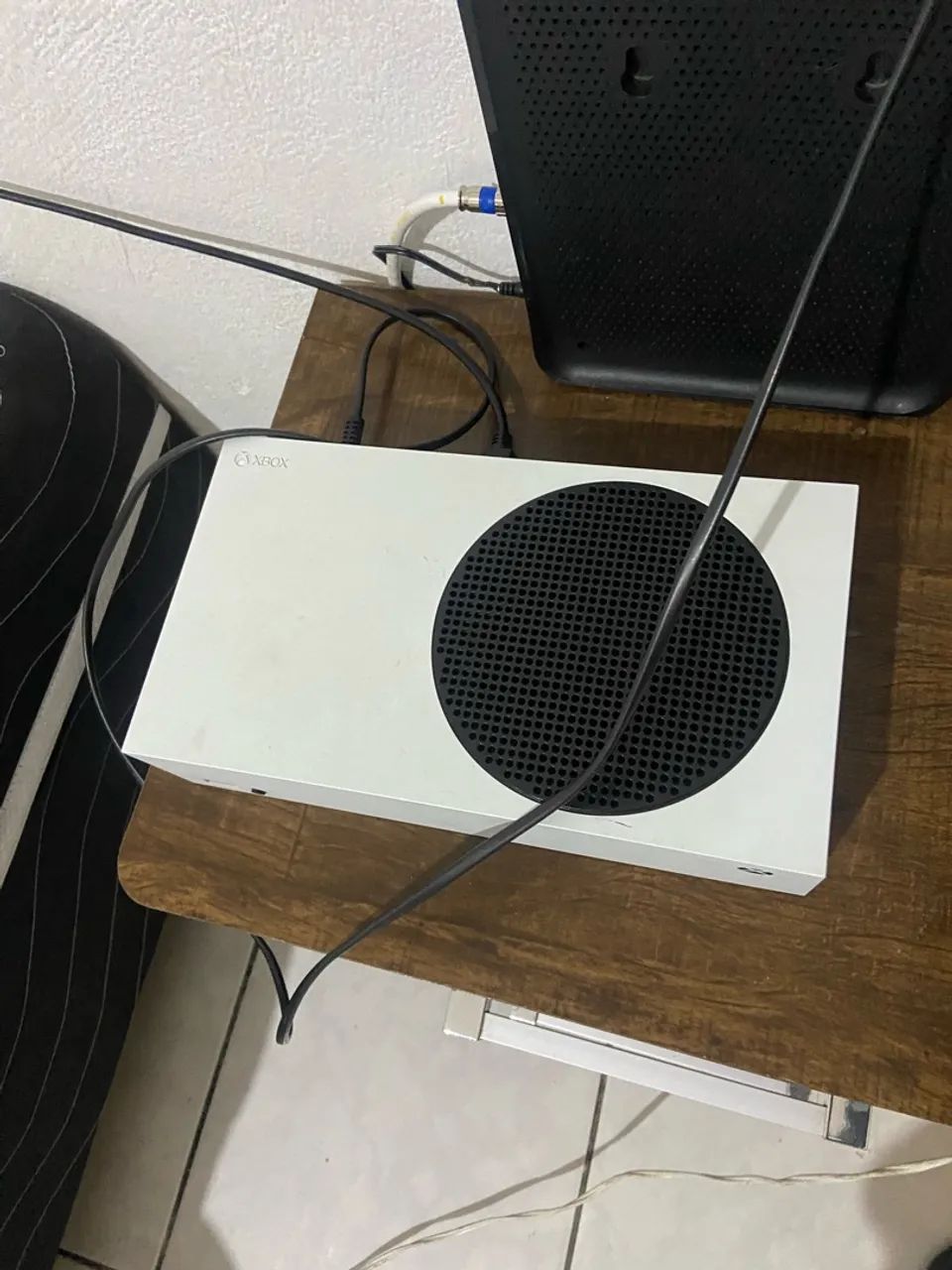 xbox series s com caixa e 1 controle  - Foto 2