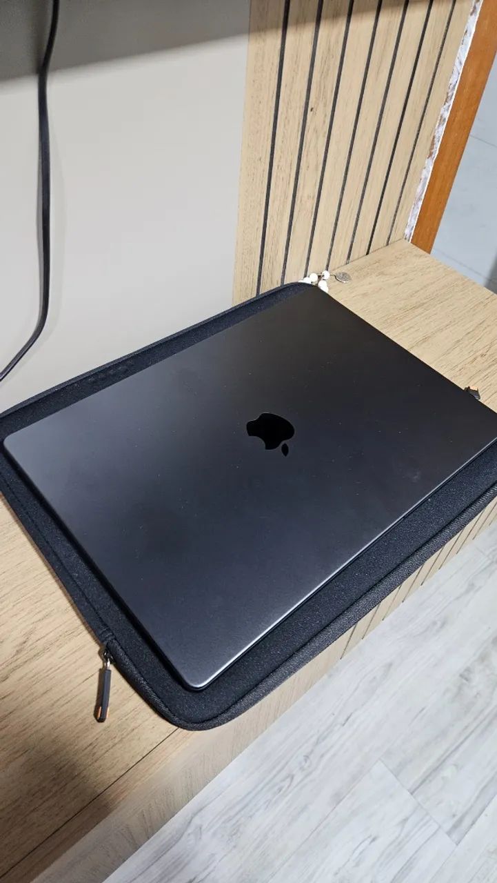 Macbook M5 Pro 18/20 16 polegadas 1Tb armazenamento - Foto 4
