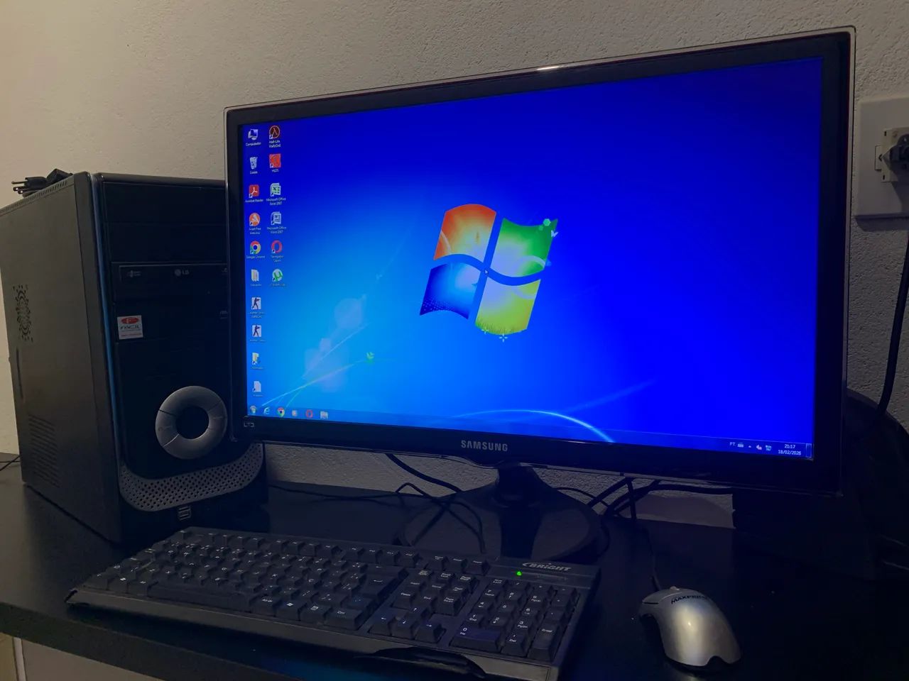 Monitor / TV Samsung 27 polegadas full HD