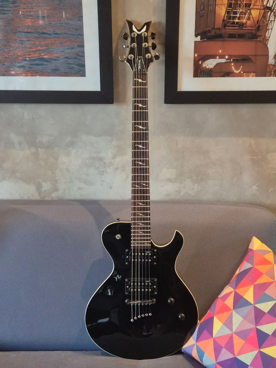 Guitarra Dean Deceiver - Foto 2