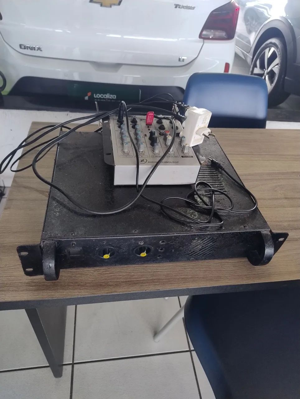 Amplificador e mesa de som