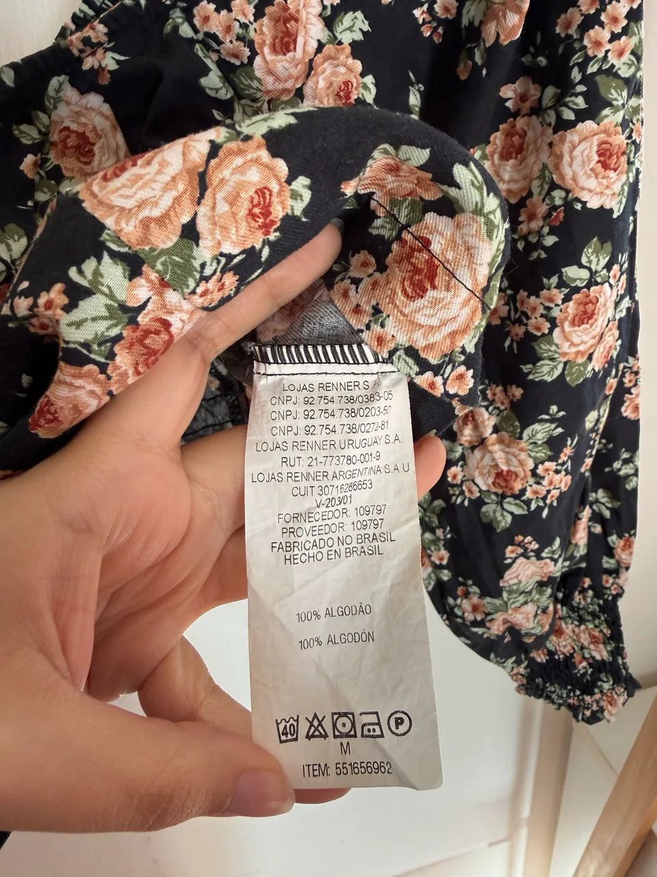 Blusa renner flores super delicada em estado de nova - Foto 3