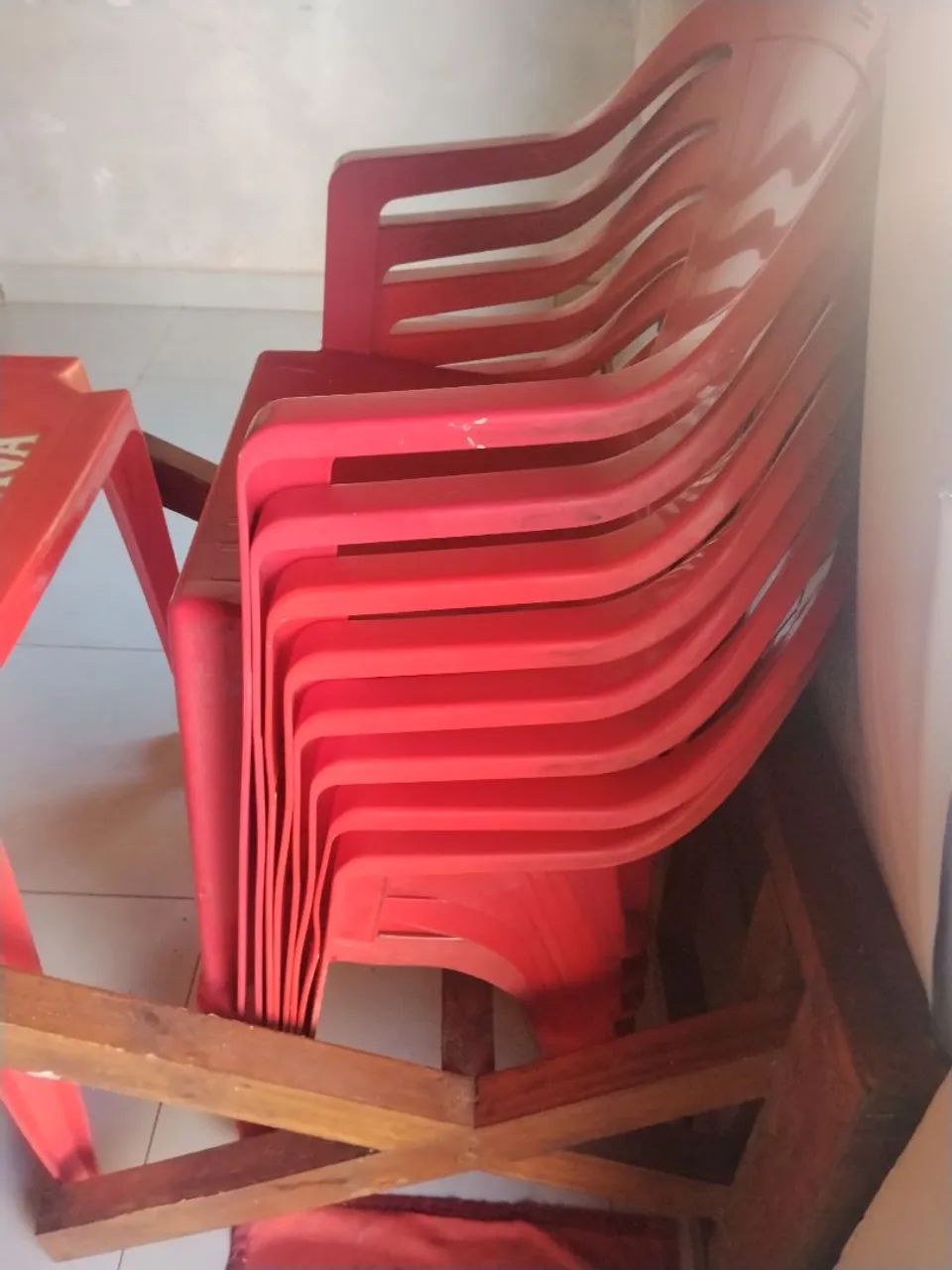 Mesa e Cadeiras de plastico  - Foto 2