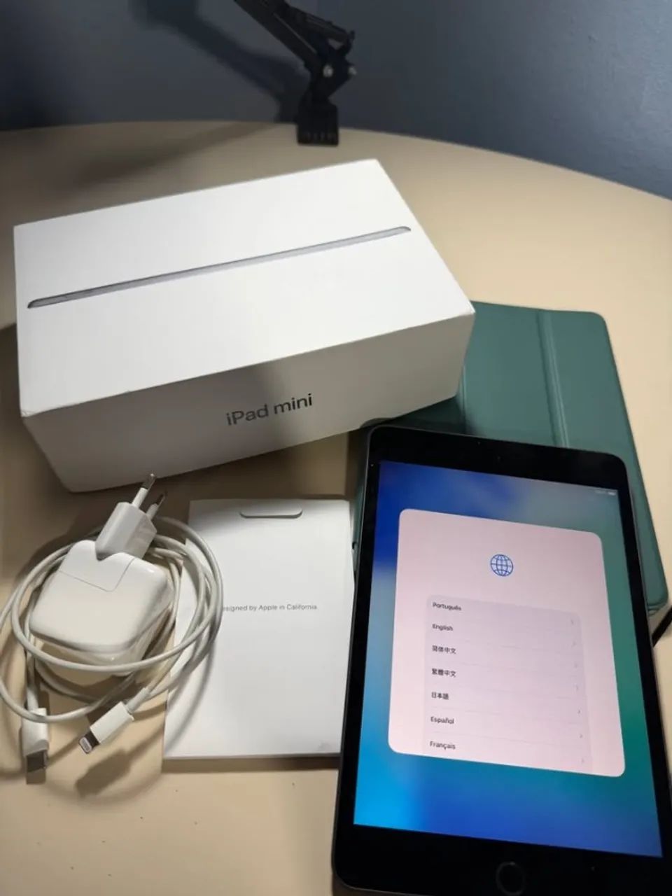 iPad mini 5 64Gb/7.9/Space Grey + Adaptadores