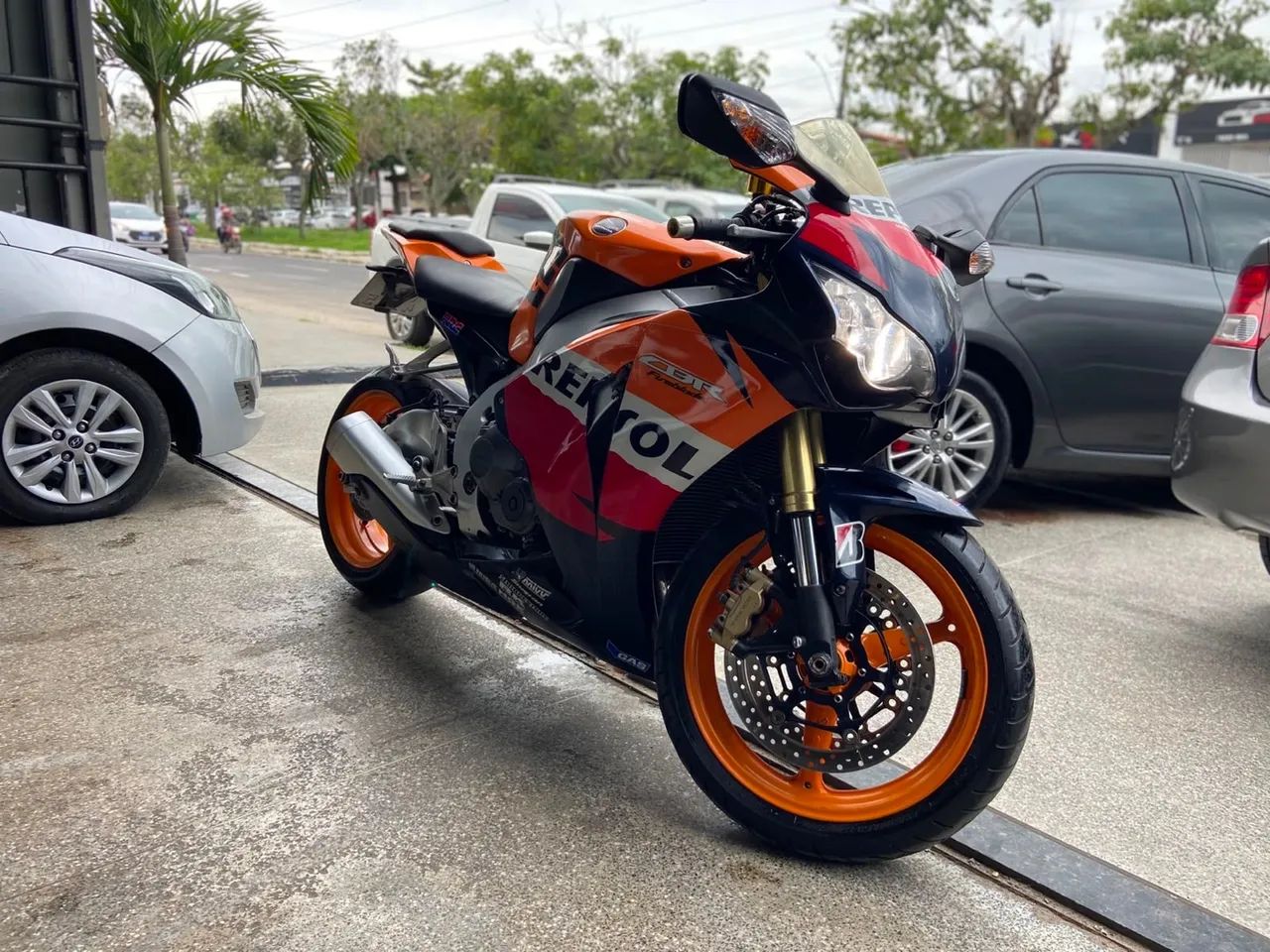 Cbr 1000 - Foto 3