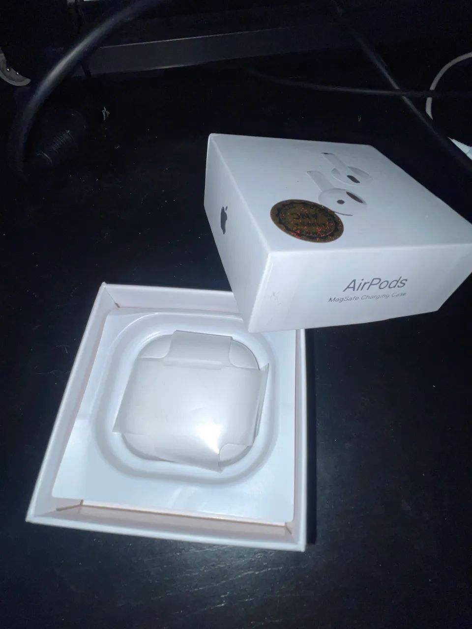AirPods 4 pro428513592041820162