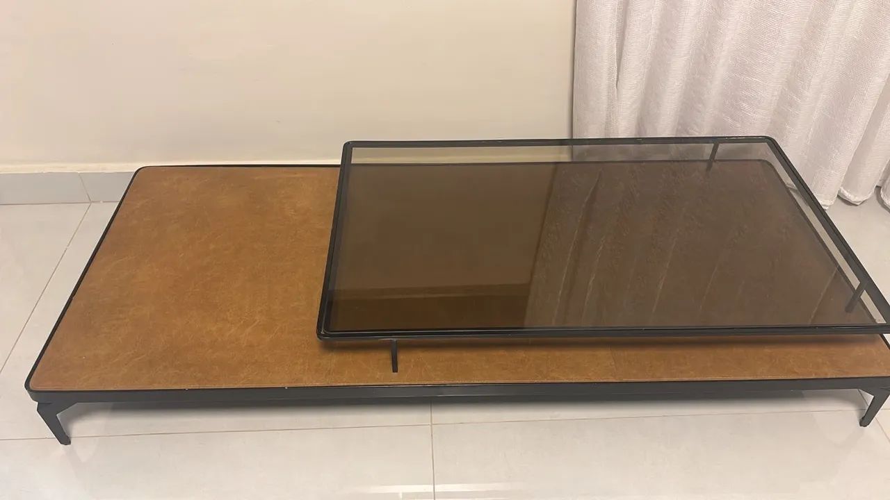 Mesa de centro semi nova