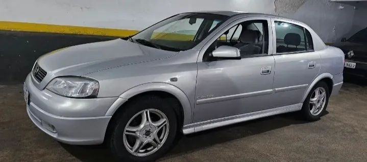 Chevrolet Astra Sedan 2.0/cd/ Expres.gls 2.0 8V 4P 2002