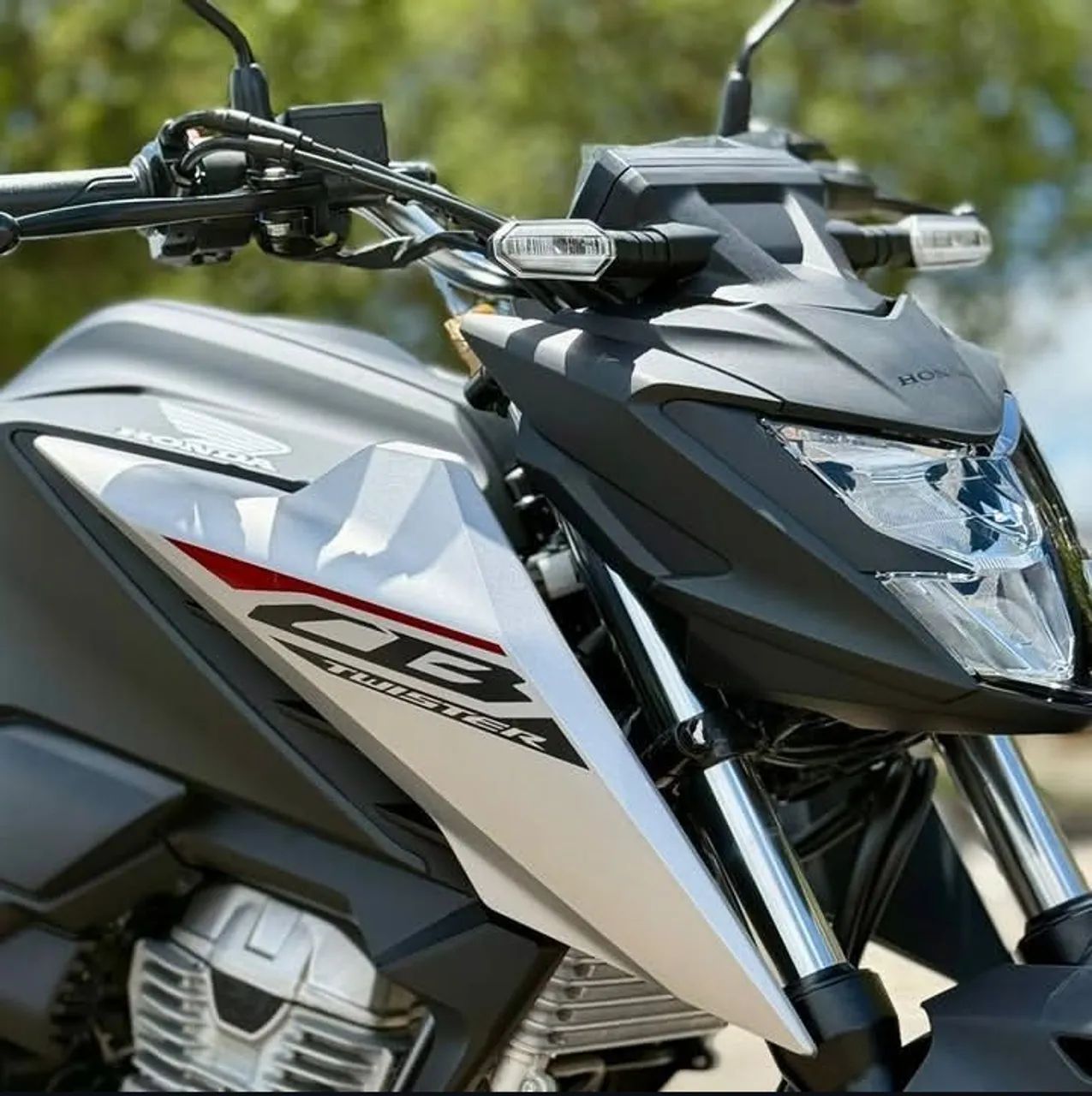 Honda Cb300f  - Foto 2