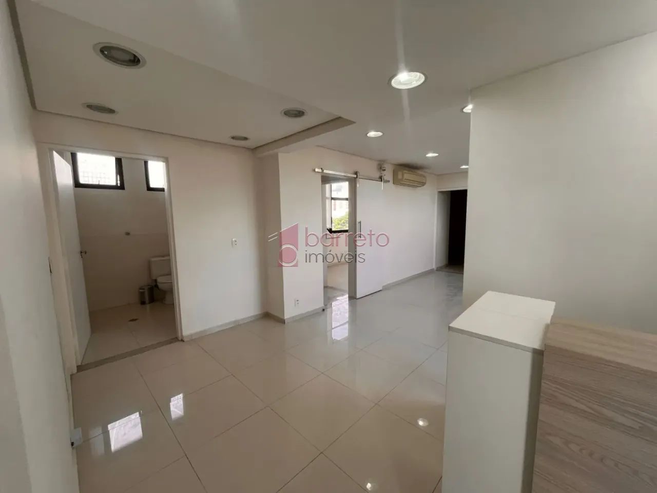 SALA COMERCIAL NO EDIFÍCIO SAINT PIERRE - JUNDIAÍ/SP - Foto 2