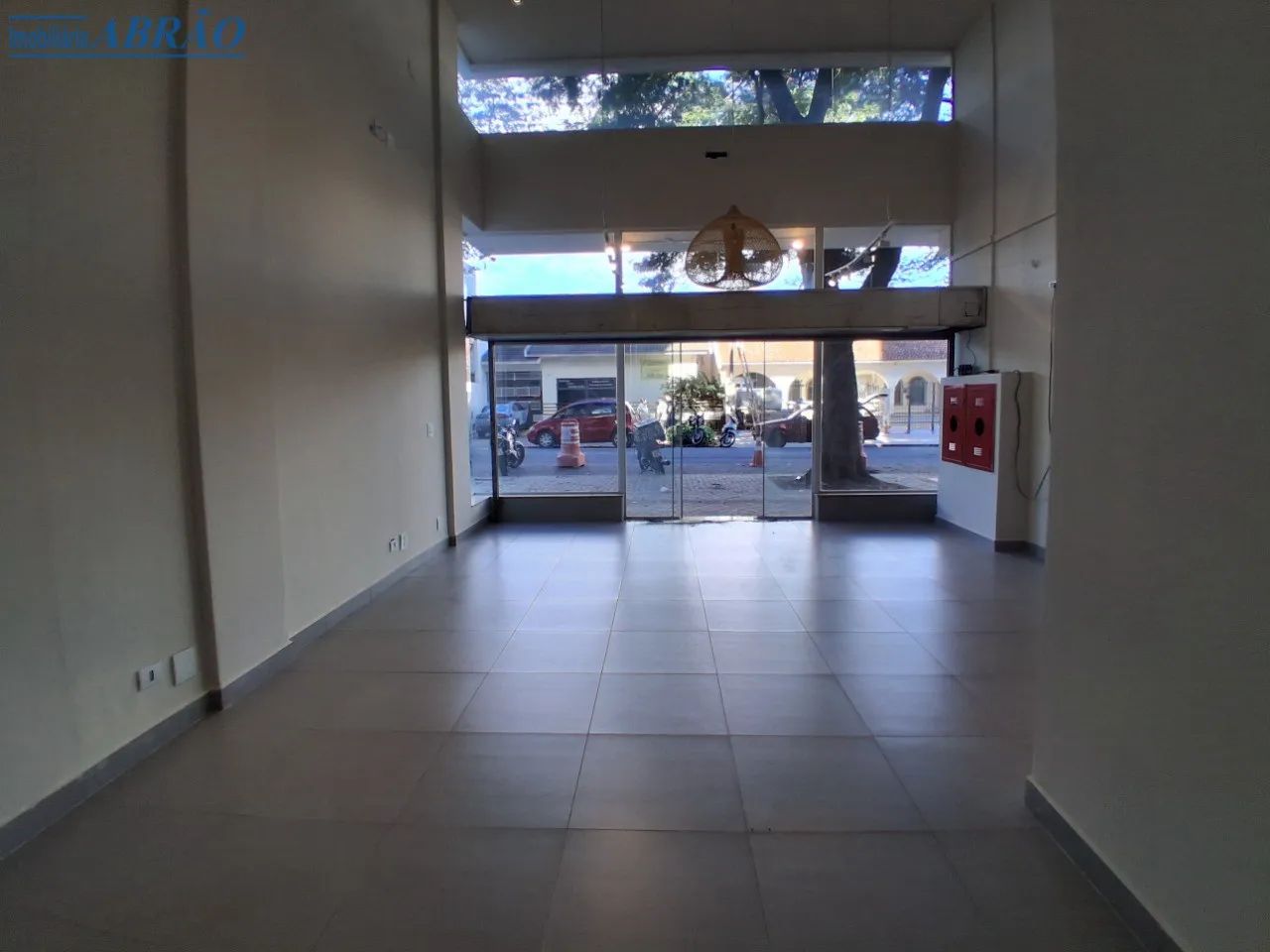 Sala para alugar em Zona 03, Maringá-PR - Foto 5