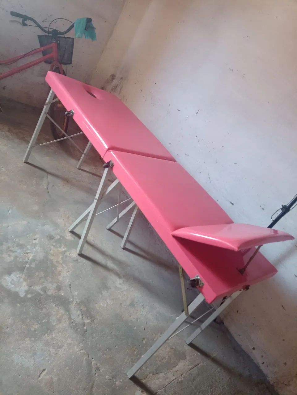 Vendo maca maleta em ótimo estado 