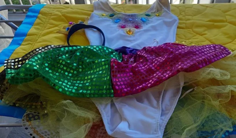 Fantasia de princesa brilhosa - Foto 4
