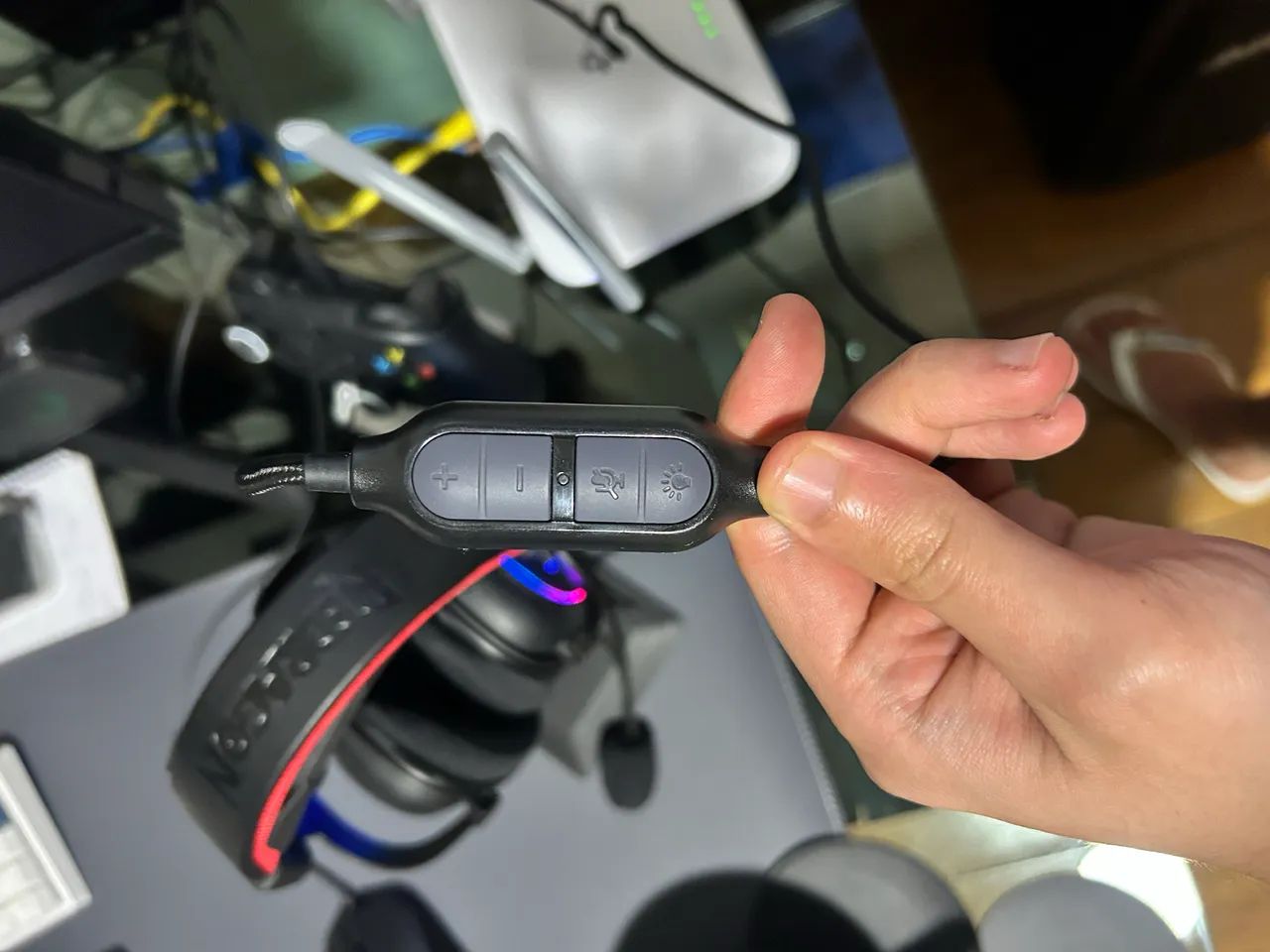 Headset Redragon ZEUS  - Foto 4