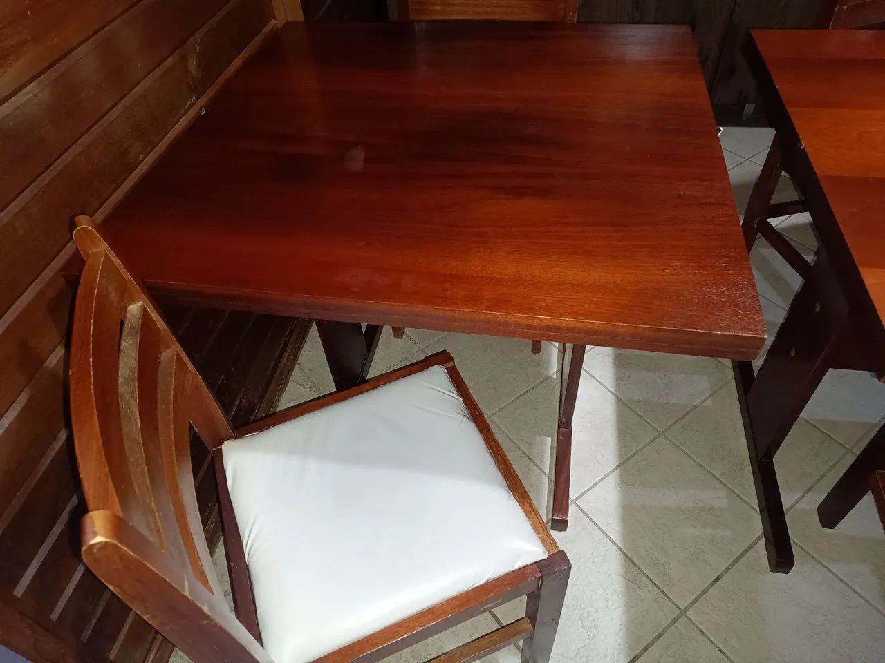 Mesa com cadeira  - Foto 2