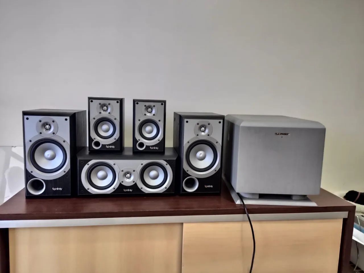 Kit 5.1 receiver e caixas infinity - Foto 4