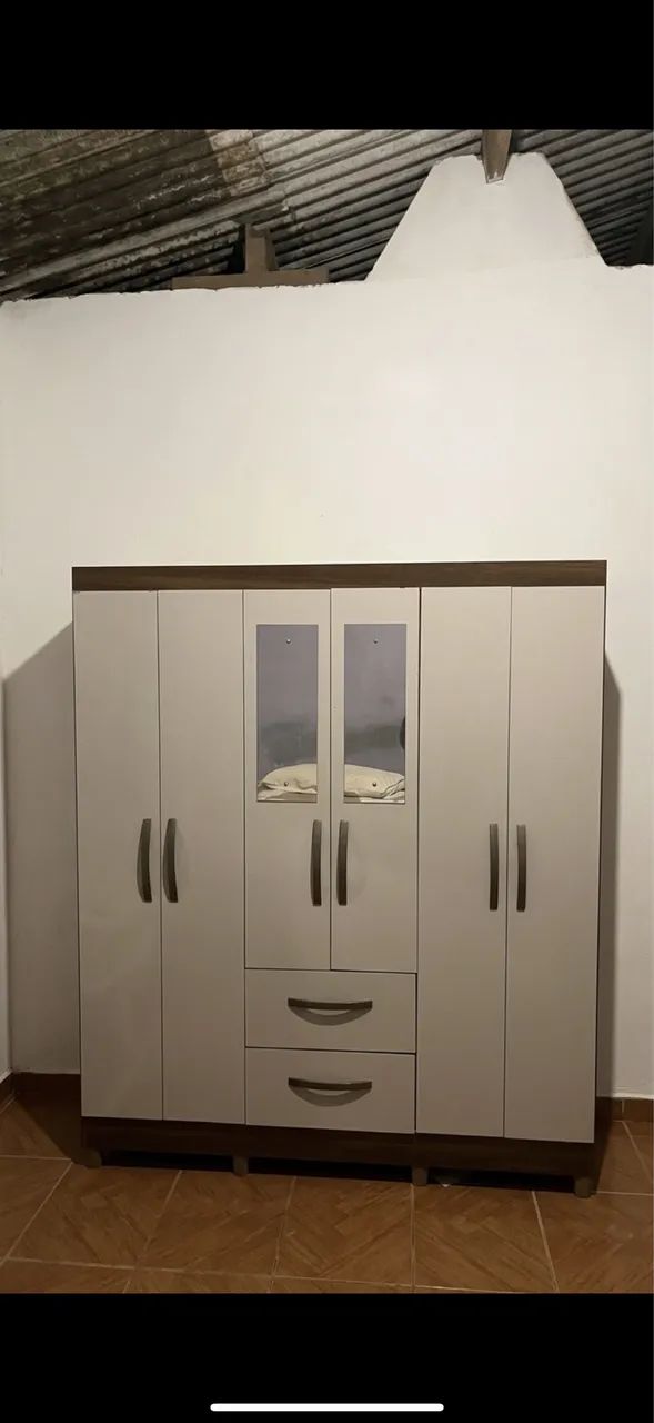 GUARDA-ROUPA e CAMA 