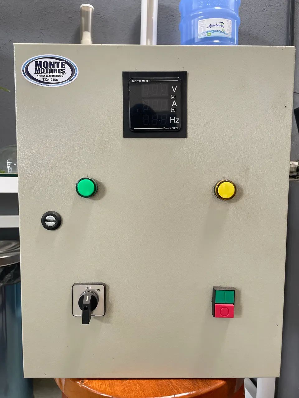 Inversor Monofásico P/ Ligar equipamentos Trifásicos 