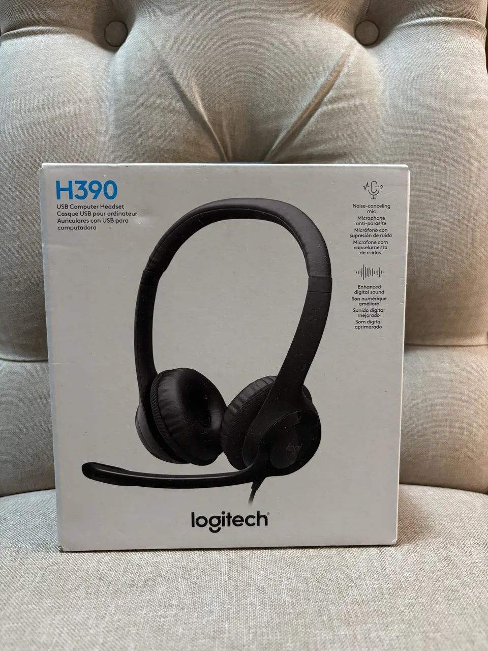 Fone de ouvido Logitech