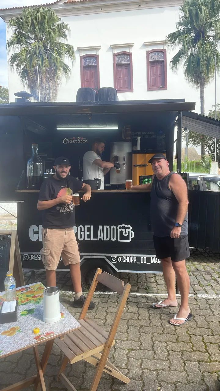 Trailer com chopeira e churrasqueira  - Foto 2