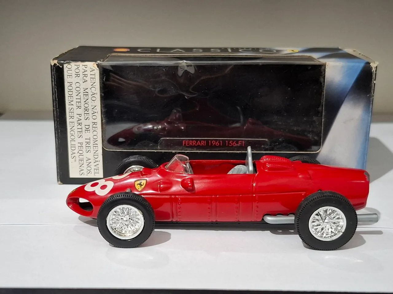 Miniatura Ferrari 156 F1 (1961) Phil Hill 1:35 Shell
