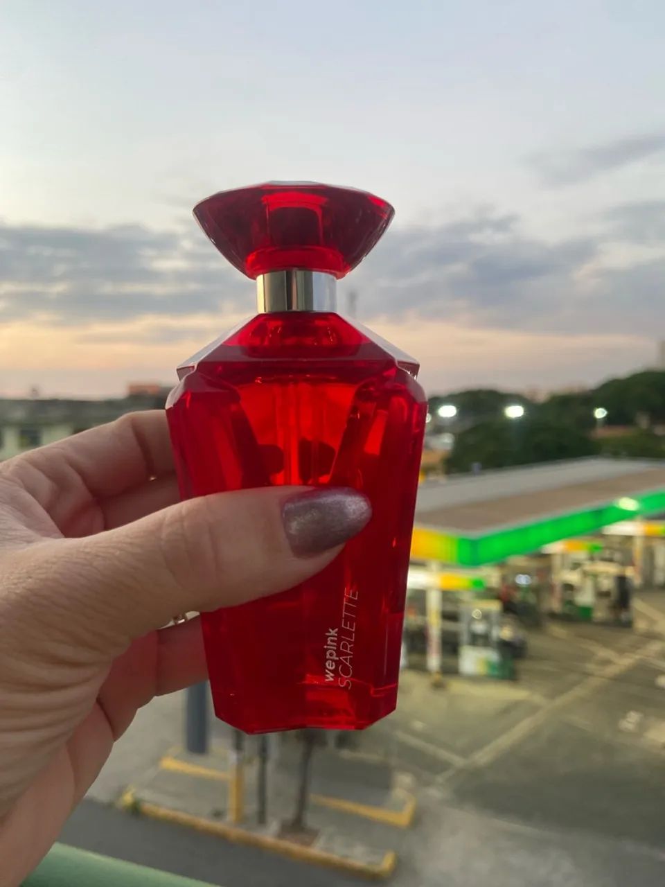 Perfume Wepink SCARLETTE