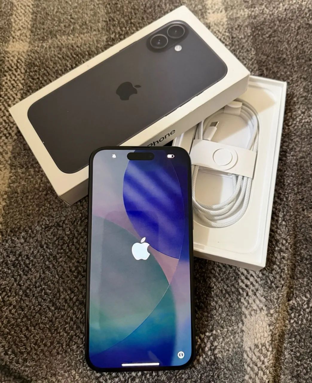 IPHONE 16PLUS 128gb novo