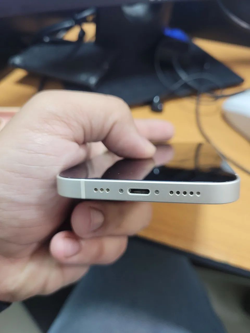 IPhone 13 128G Branco Usado - Foto 5