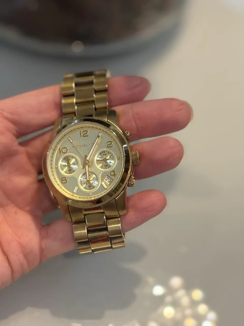 Relógio Michael Kors Runway Chronograph Gold  - Foto 5