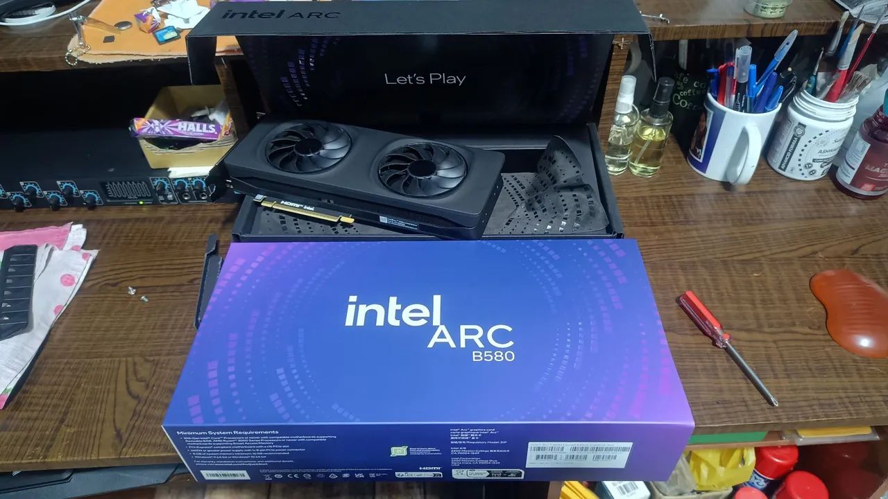 Placa de vídeo intel Arc B580 12Gb - Foto 2