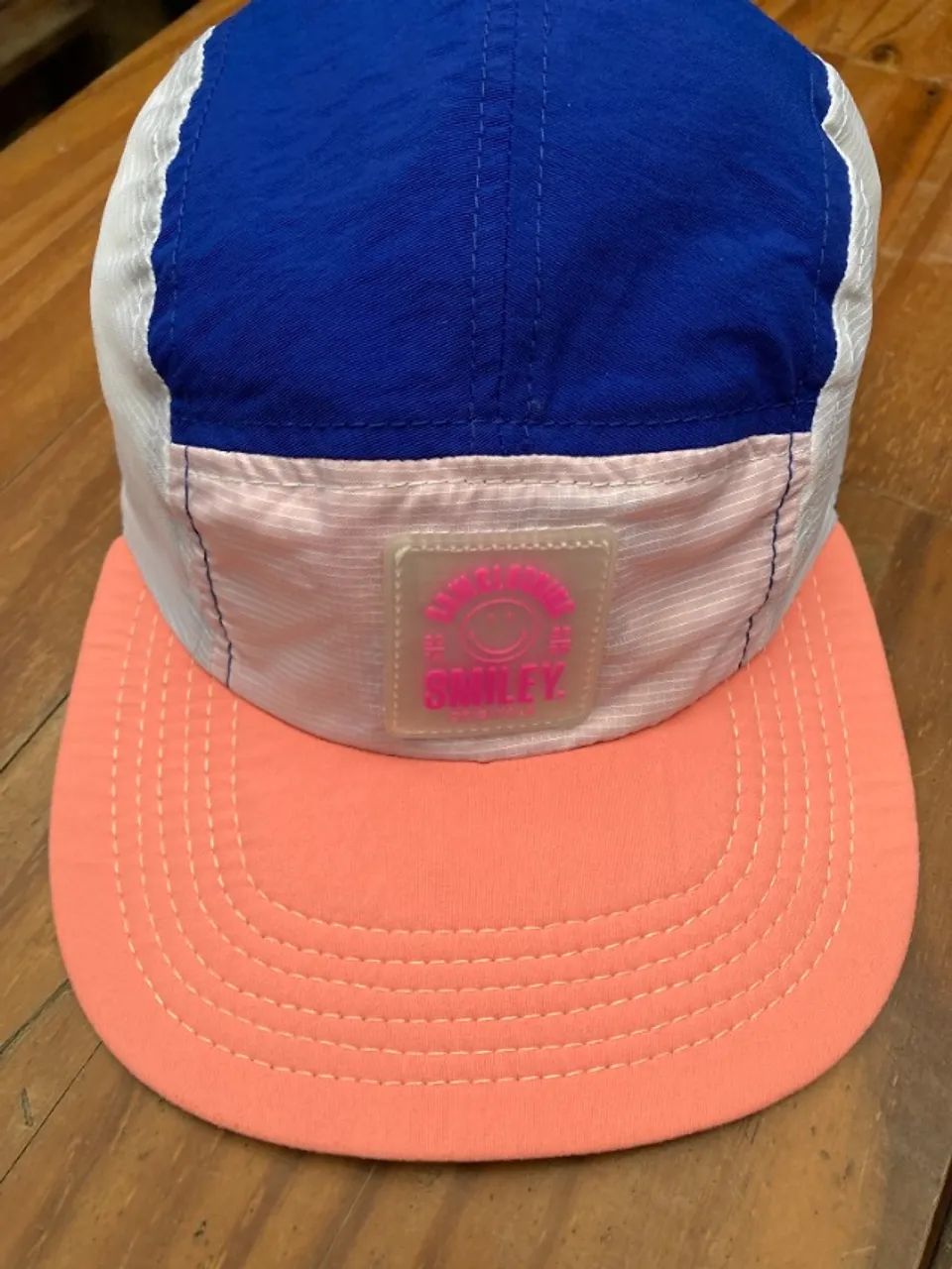 boné baw five panel x smiley