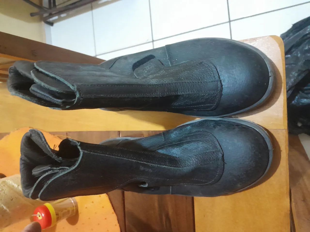 Botina de eletricista isolada  numeração  42.    WhatsApp *, - Foto 2