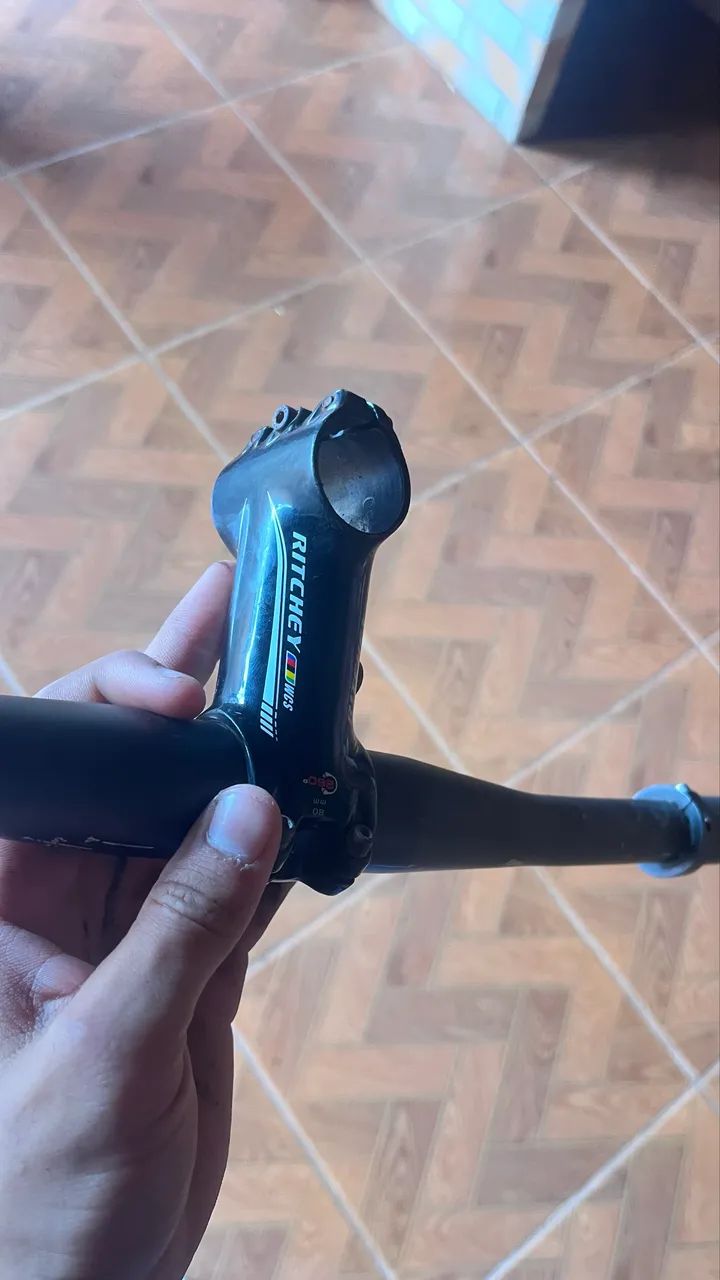 quadro e rodas de bike (carbono) - Foto 4