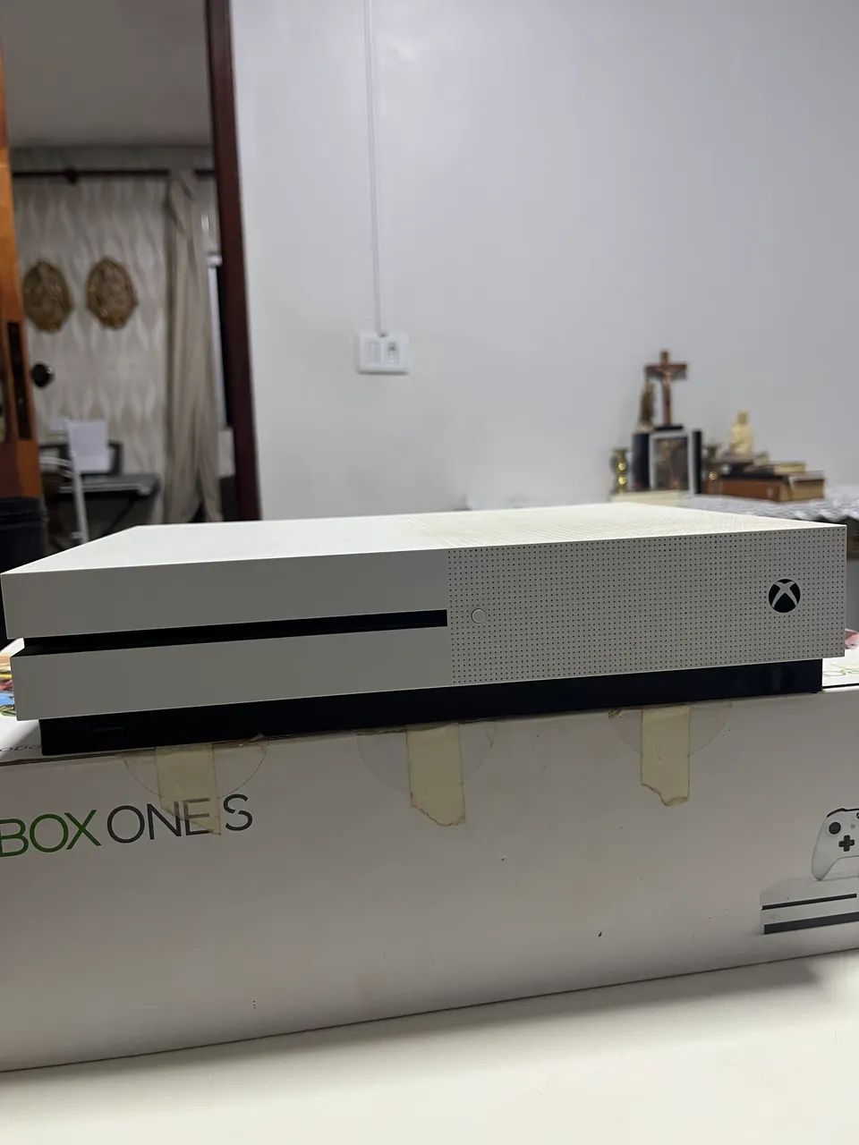 Xbox one S 1TB + red dead 2 - Foto 2