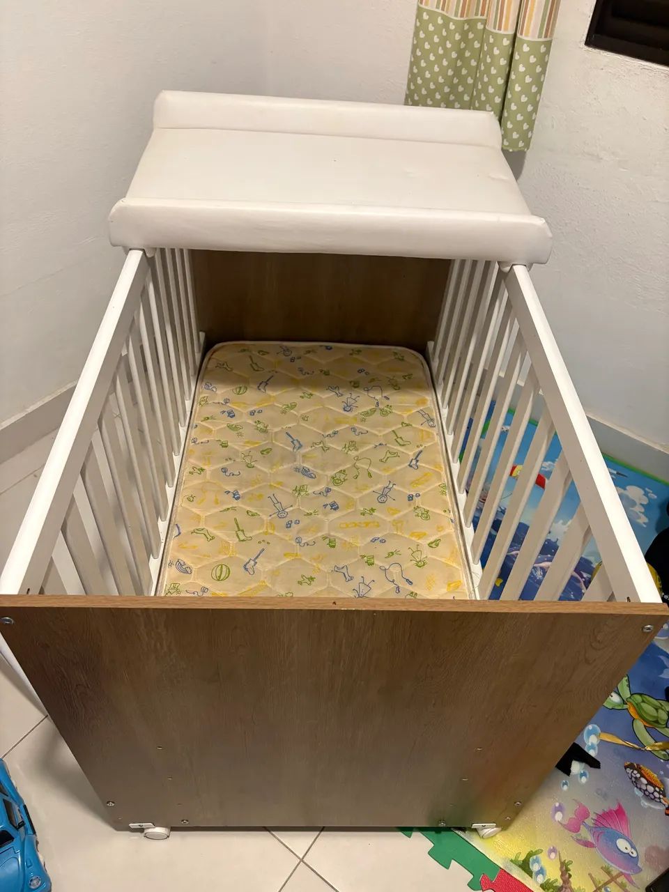 Berço/cama com trocador e colchão  - Foto 5