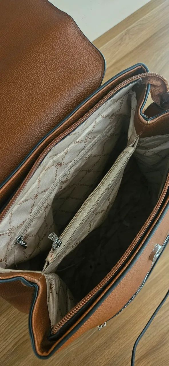 Mochila de Couro Sintético  - Foto 4