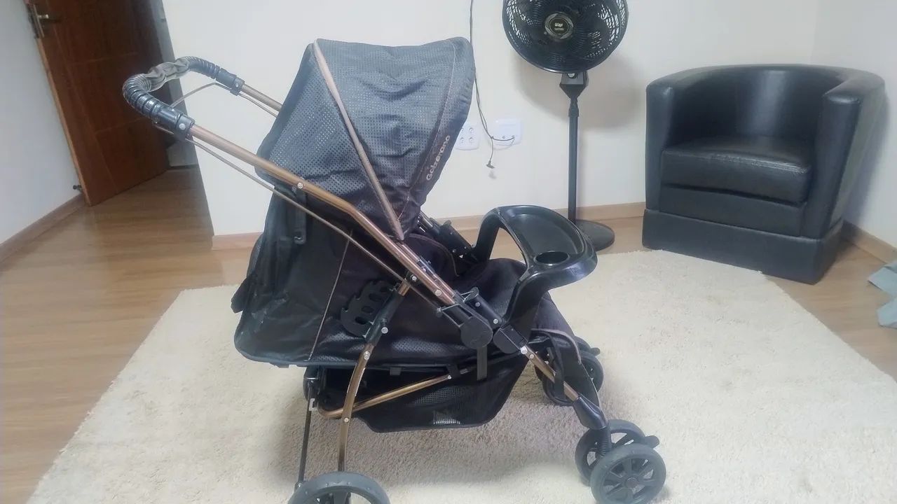 Vendo carrinho de bebê Galzerano (usado) - Foto 2