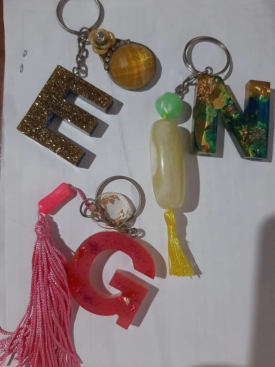Chaveiros de resina  10.00  - Foto 2