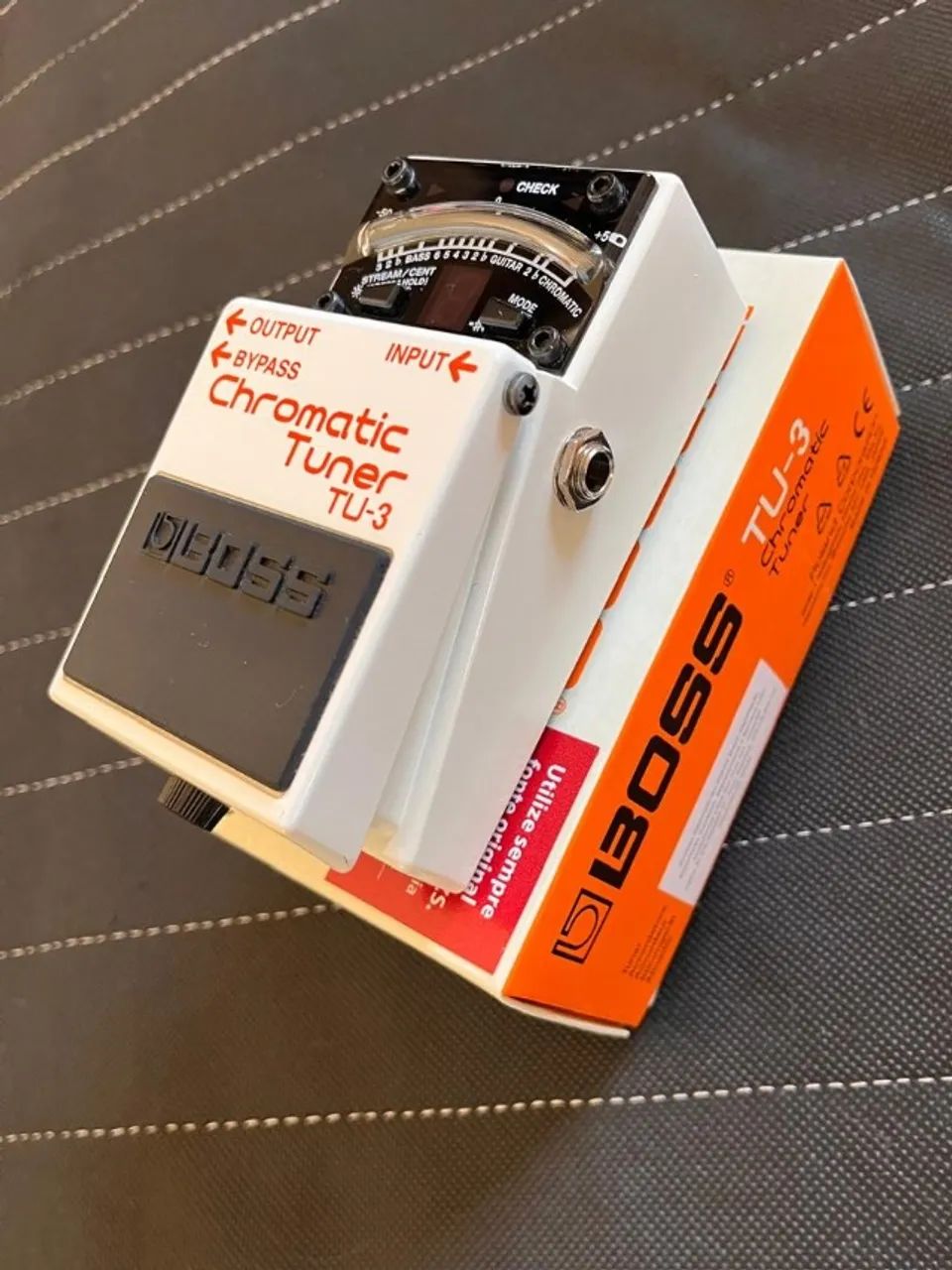 Pedal Boss TU-3 Chromatic Tuner - Foto 5