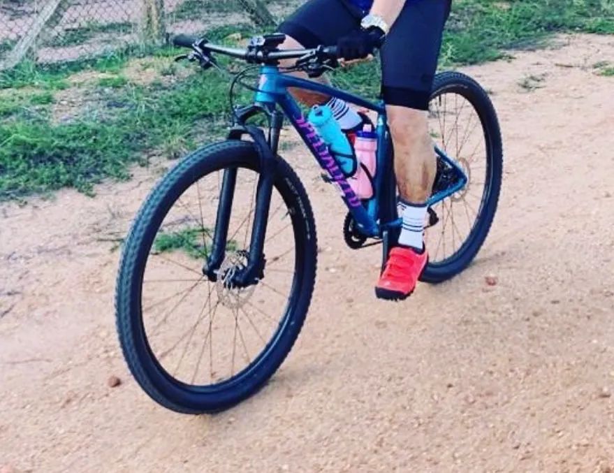 Vendo bike specialized chisel 2022 - Foto 3